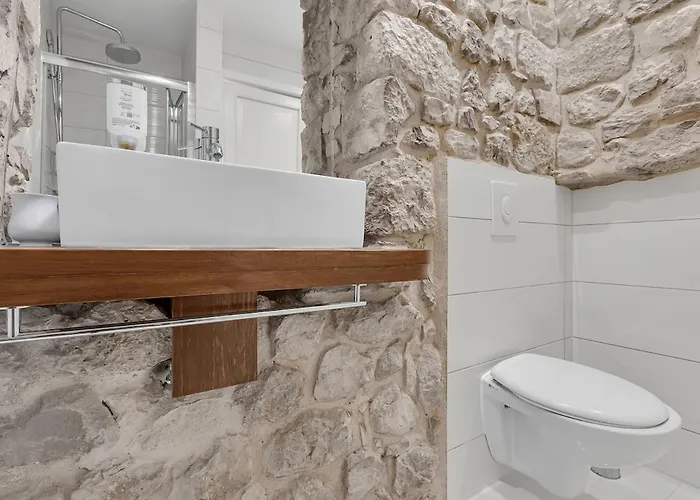 Old Town Centre - Exklusiv * מאקרסקה